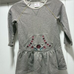 Hanna Andersson grey Embroidered Sweatshirt Dress 120 Size 4T